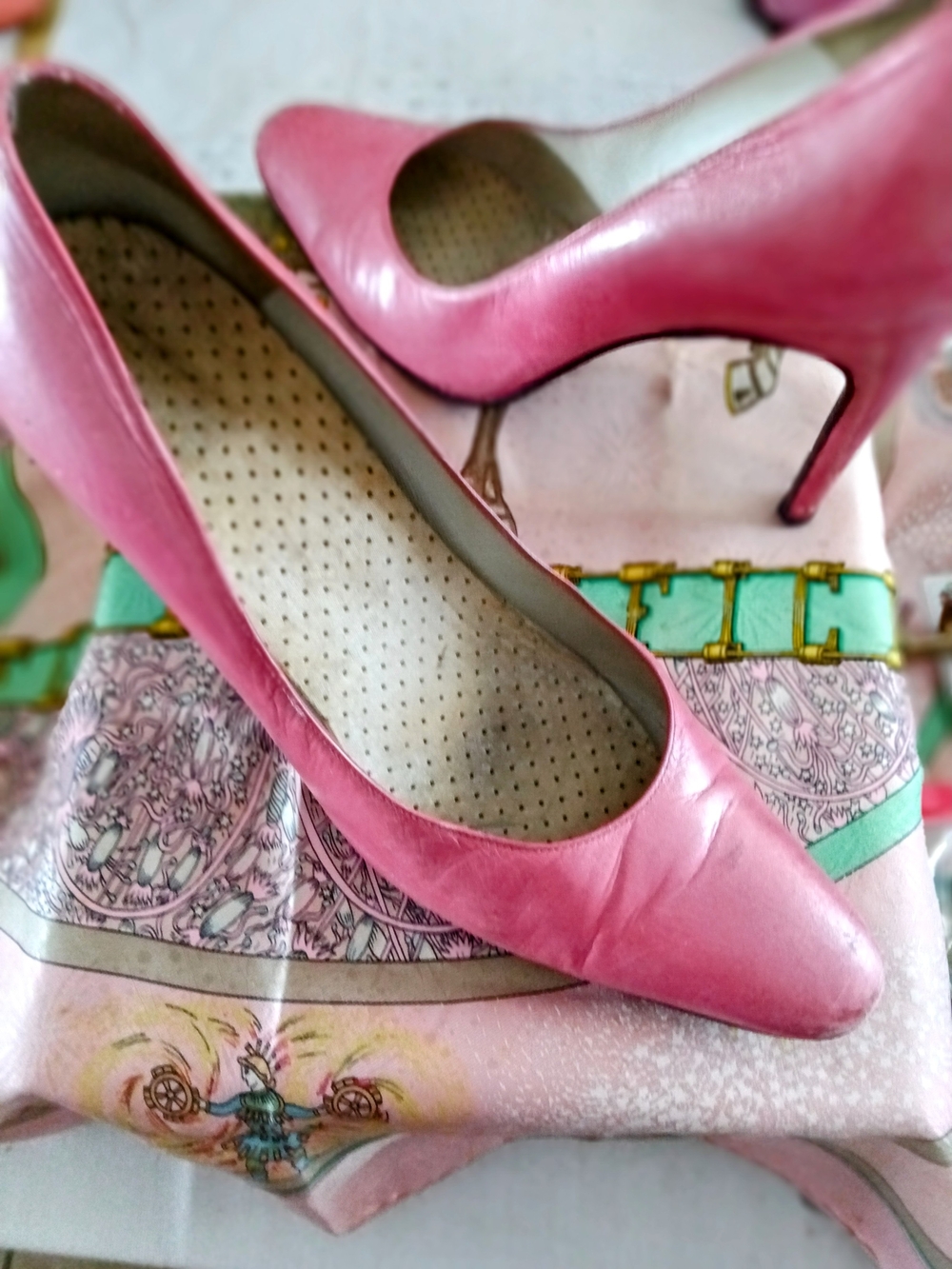 Classic Pink Pointed-Toe Stiletto Pumps